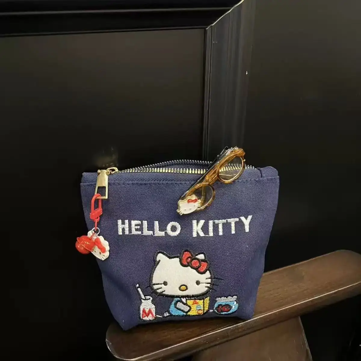 Cartoon Large Capacity Cat Emb - Cosmetic Bags recension och pris